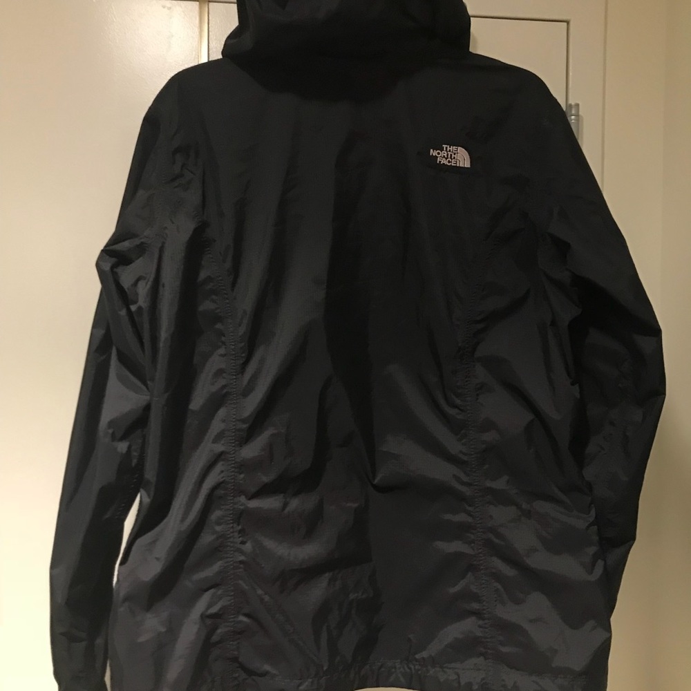 Women’s North Face Raincoat SZ- XL